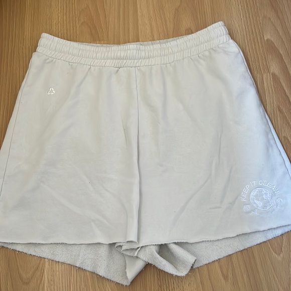 Desert Dreamer x Urban Outfitters white sweat-shorts - Picture 1 of 1